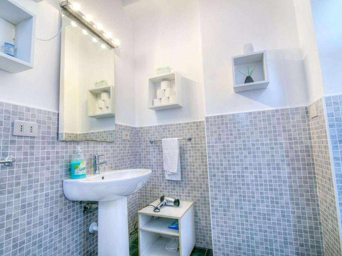 Liberty Apartment Палермо Екстер'єр фото