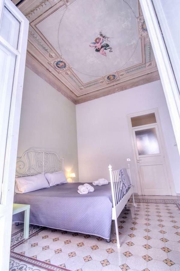 Liberty Apartment Палермо Екстер'єр фото